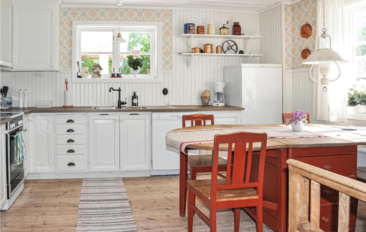 Cozy Home In Lesjoefors With Kitchen Lesjofors Exterior photo
